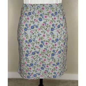 H&M Divided Floral Miniskirt Size L